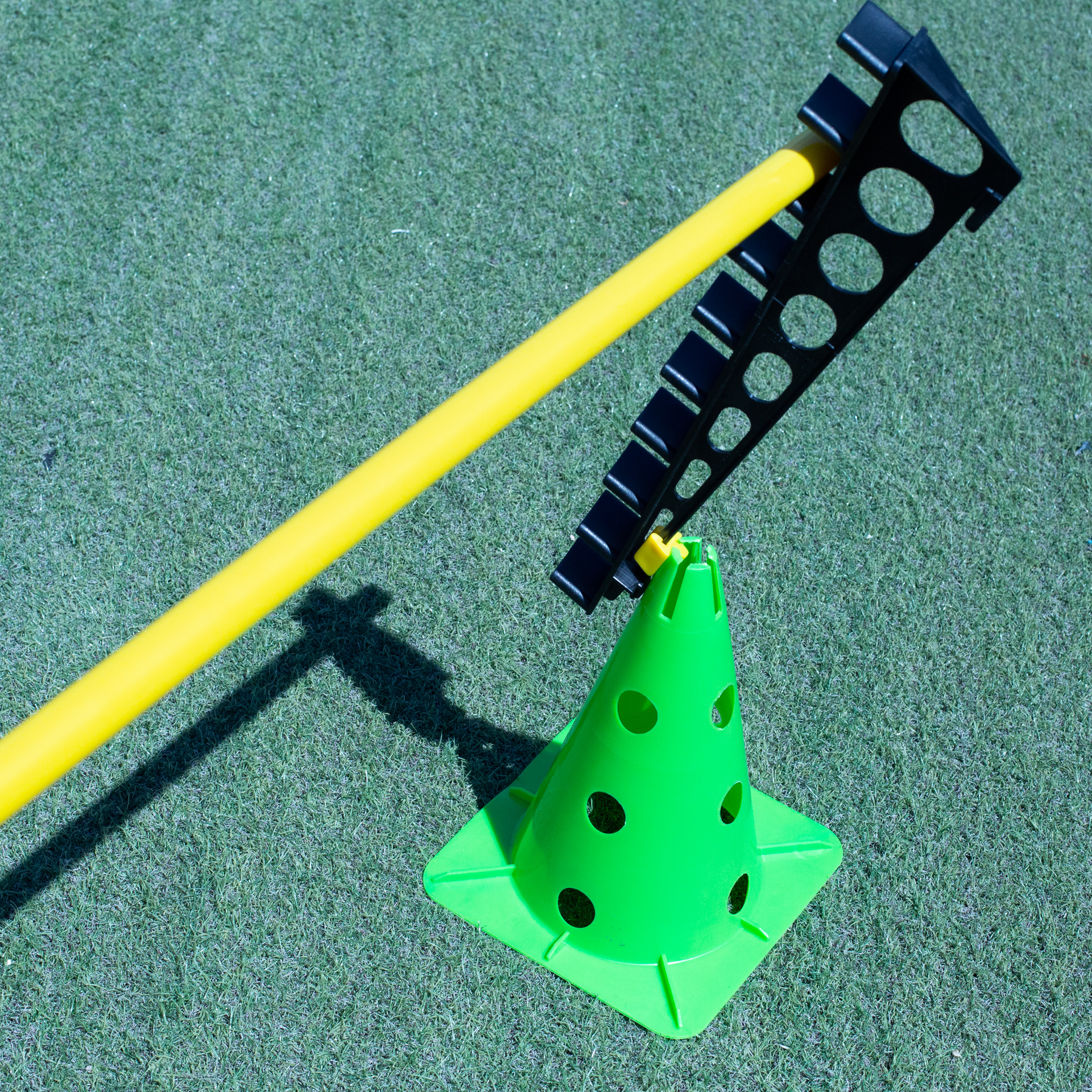 Regla con acople para cono de 32, 40 y 50cm con soporte para pica y aro - Imagen 4